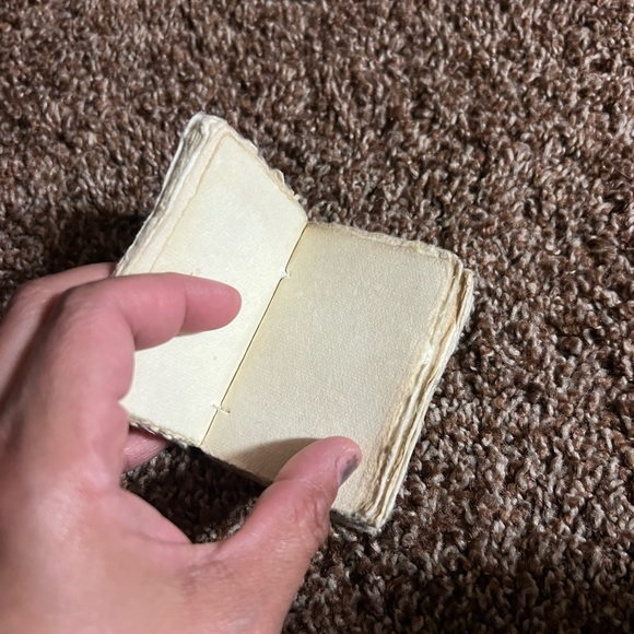 Expect Miracles Recycled Paper Micro Notebook - Picture 2 of 3